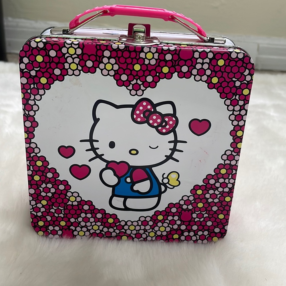 Hello Kitty Tin Box With Handle